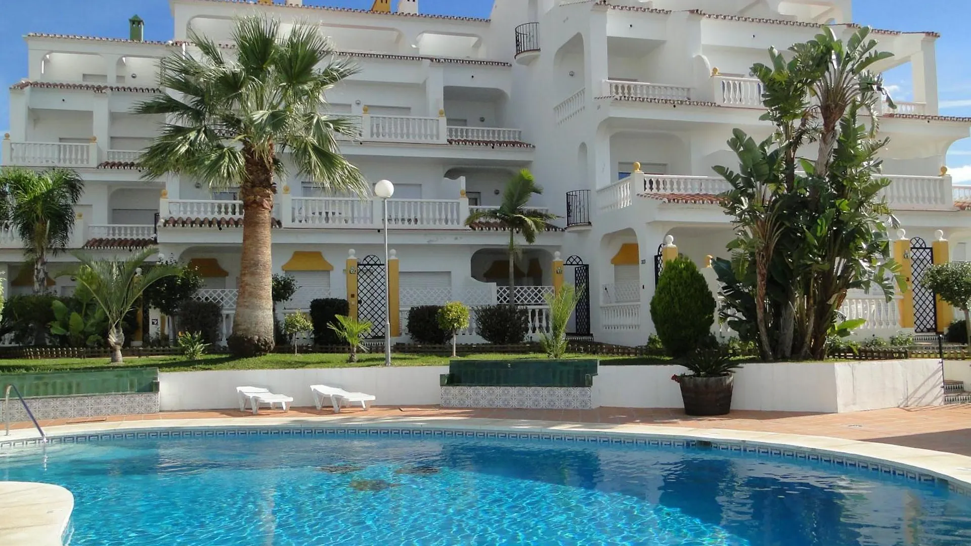 Apartamentos Las Rosas de Capistrano Nerja España