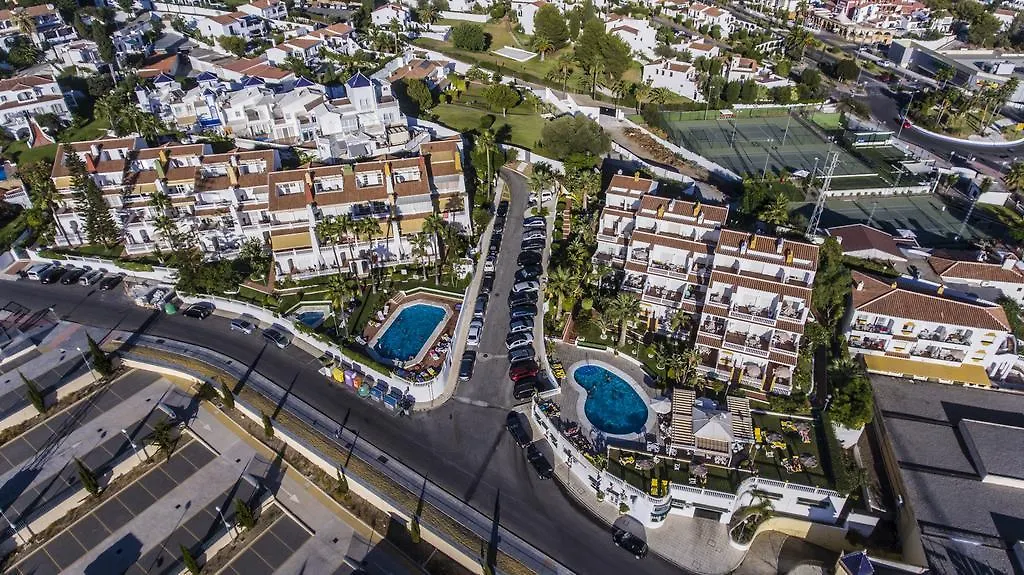 Apartamentos Las Rosas de Capistrano Nerja