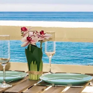  Apartment Beachfront In