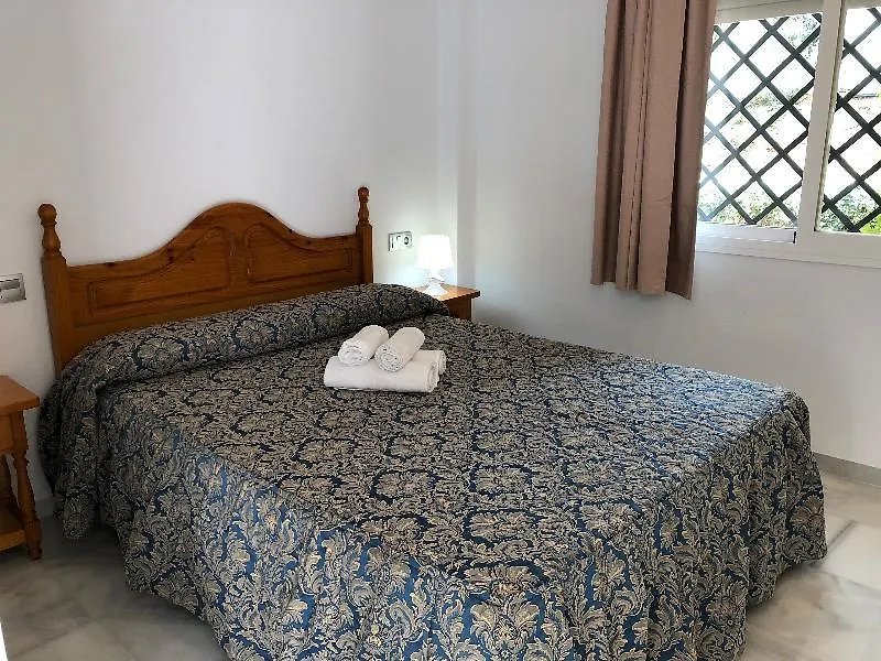 Apartamentos Las Rosas De Capistrano Nerja 0*,  Španělsko