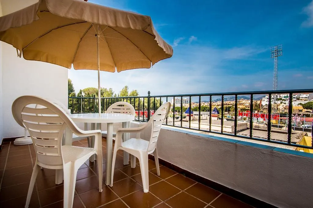 Apartamentos Las Rosas De Capistrano Nerja Lägenhet