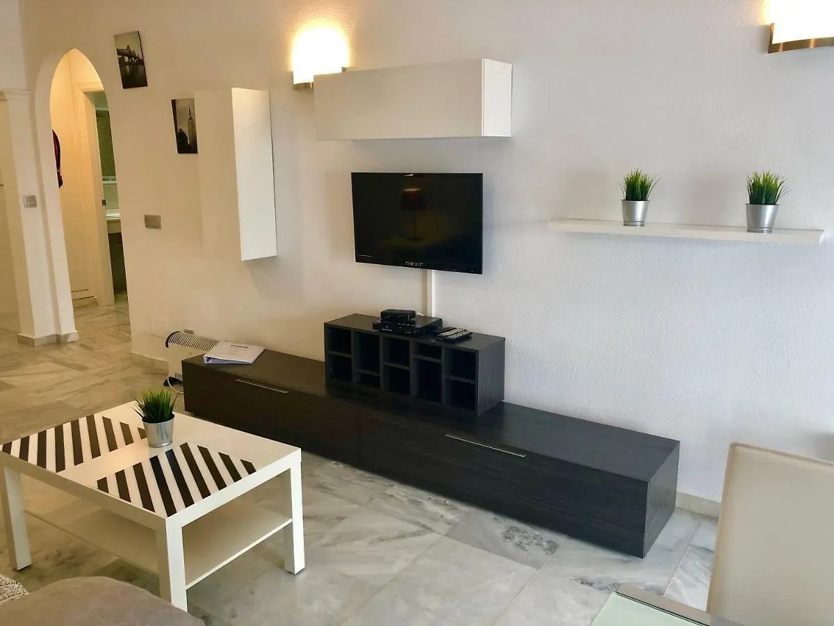 Apartamentos Las Rosas De Capistrano Nerja Lägenhet